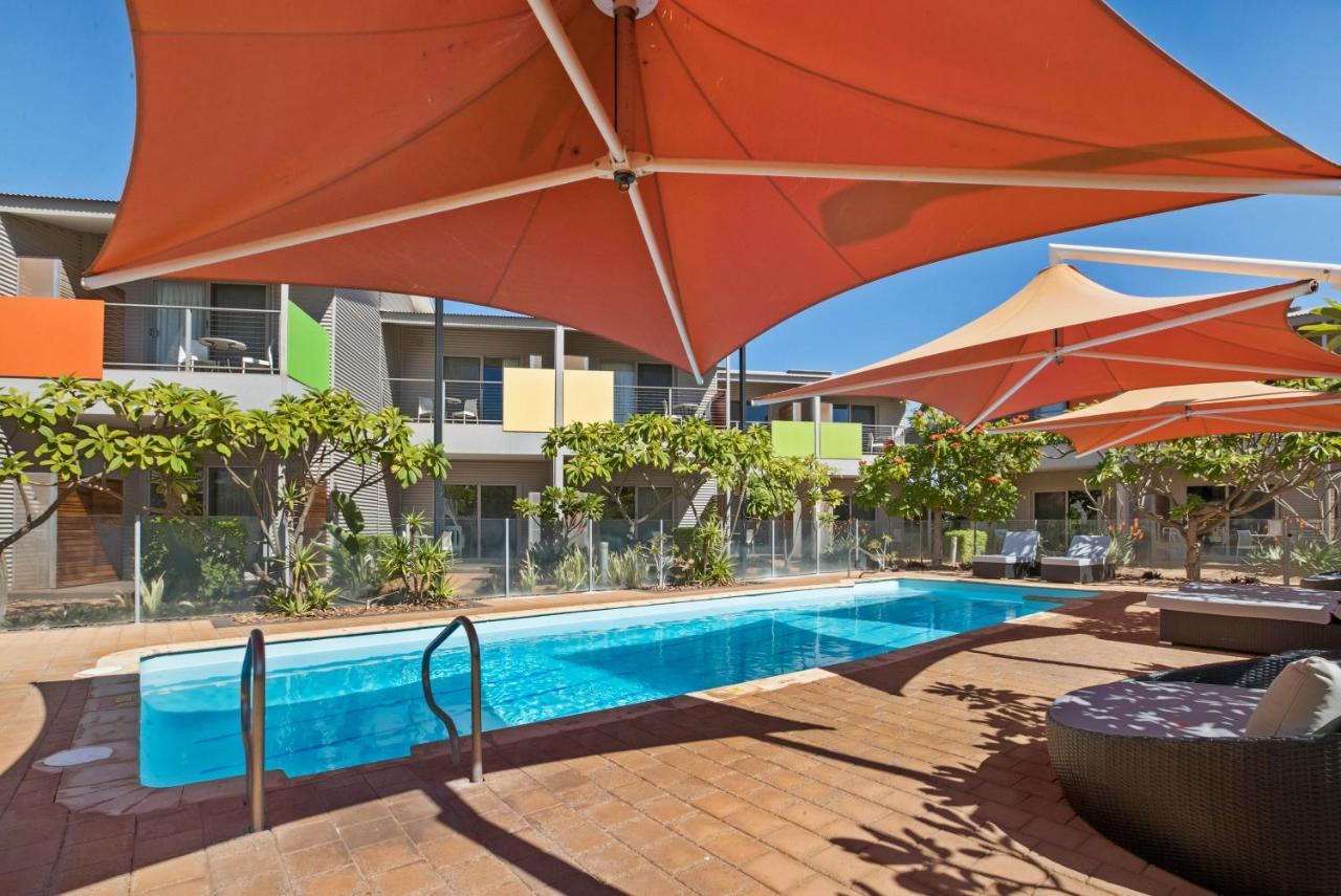 Onslow Beach Resort 4*