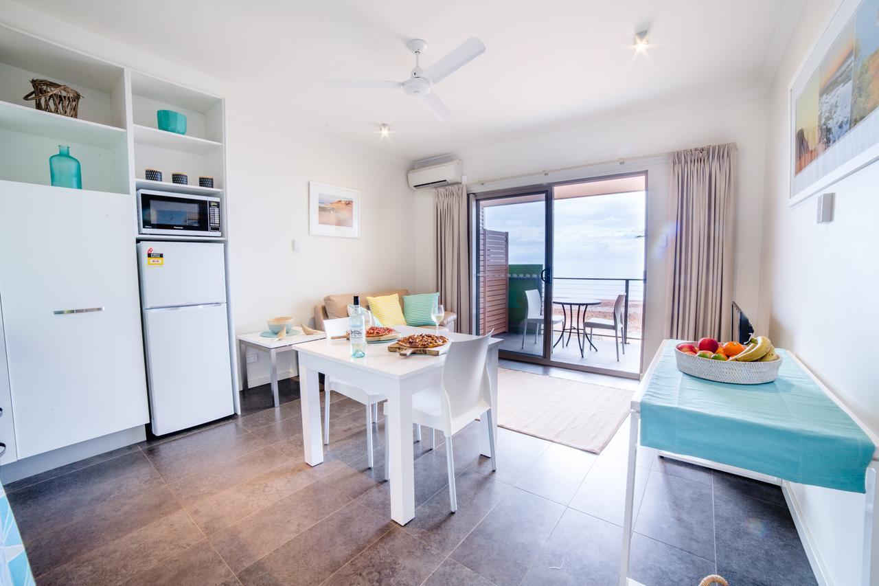 Onslow Beach Resort 4*